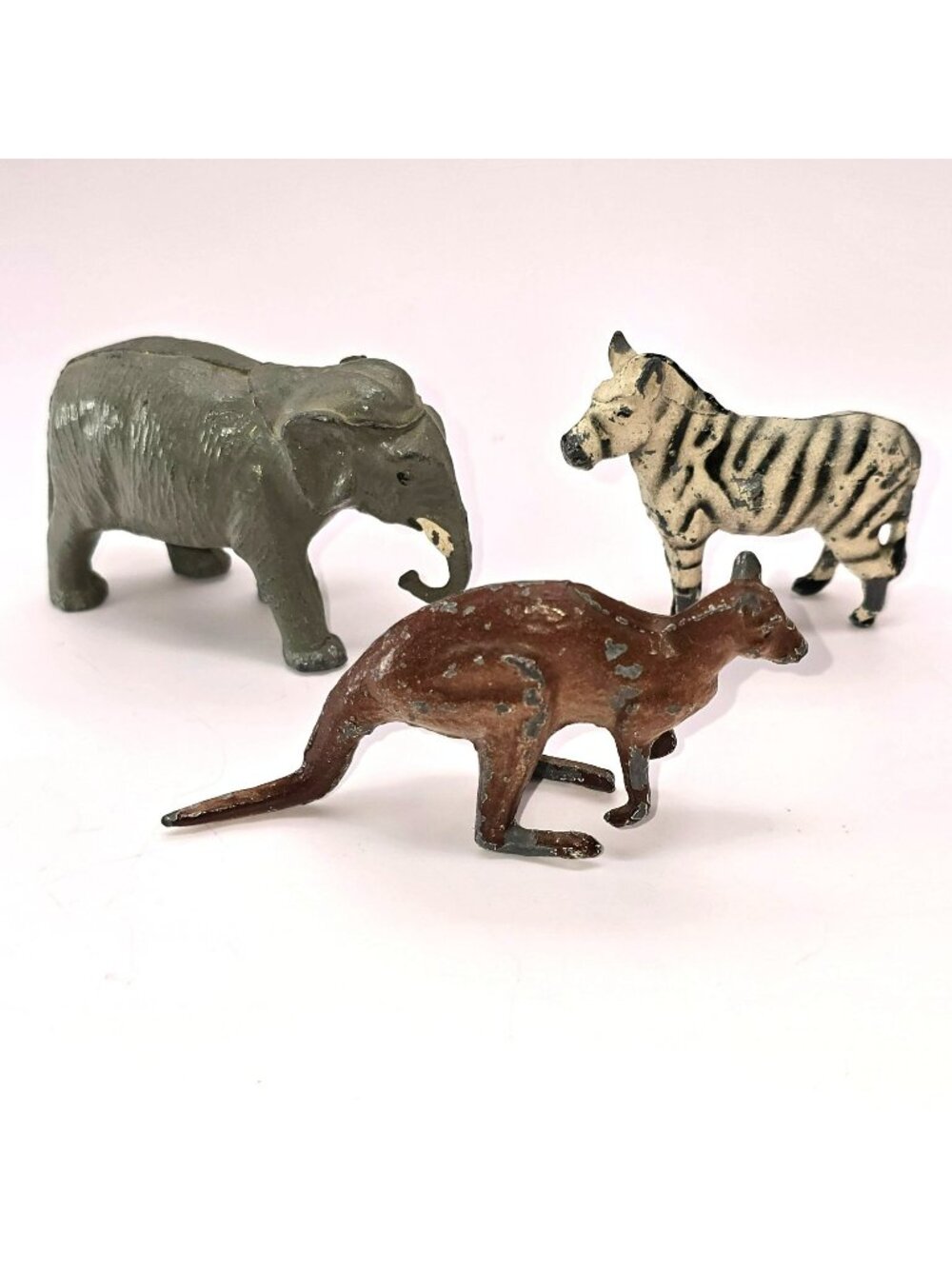 Vintage Lead Animal Figurines Elephant Zebra & Kangaroo Hand-Painted CM2347